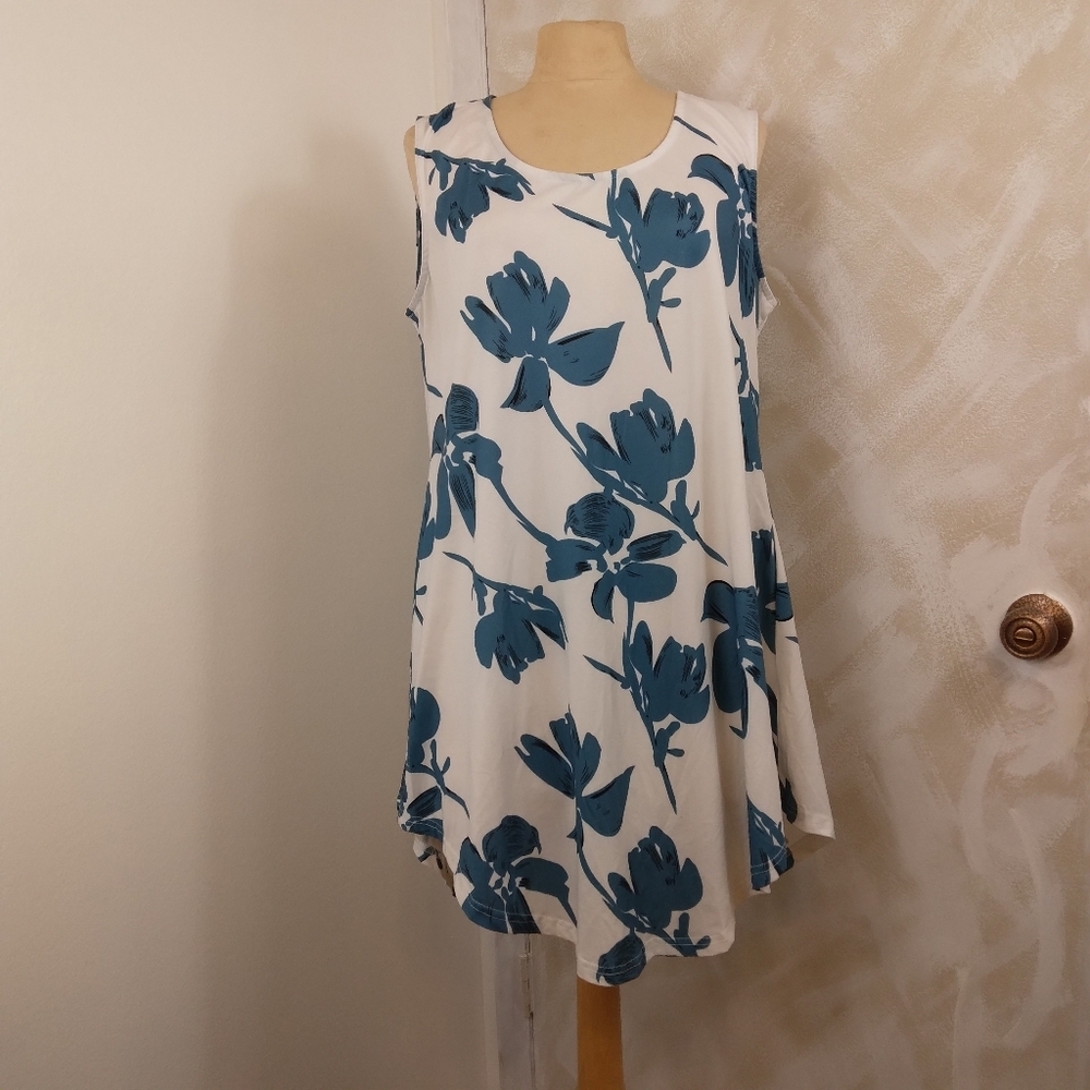 Size XL R&B Collection Tank Top Sleeveless Blouse